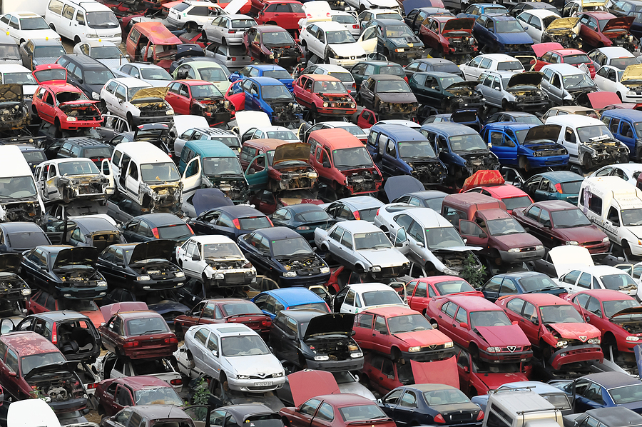 Who Pays the Most for Junk Cars? A Comparison of Buyers